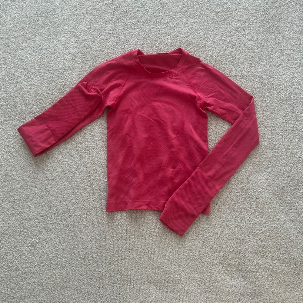 lululemon Swiftly Tech Long Sleeve * Waist Length size 0 in Pink